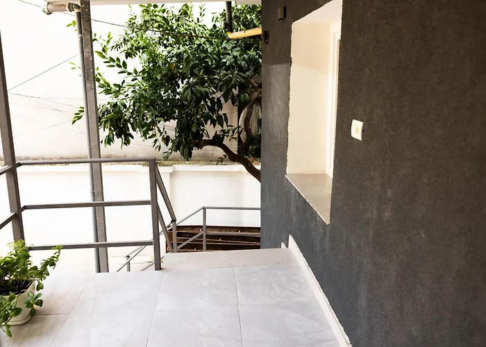 3 Min To Center Stylish Stay's Apartmán