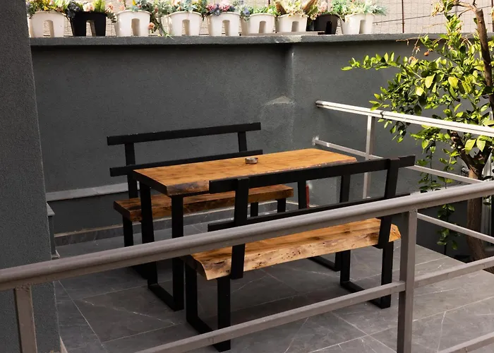 3 Min To Center Stylish Stay's Tirana