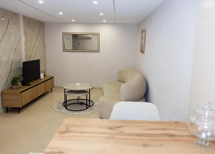 3 Min To Center Stylish Stay's *